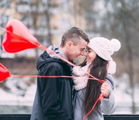 L’amour dans les langues international : de chouettes anecdotes à travers trois capsules vidéos